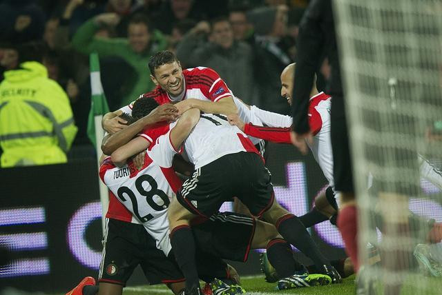 员之间的默 员之间的默